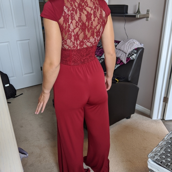 Guess Jumpsuit - Picture 2 of 4